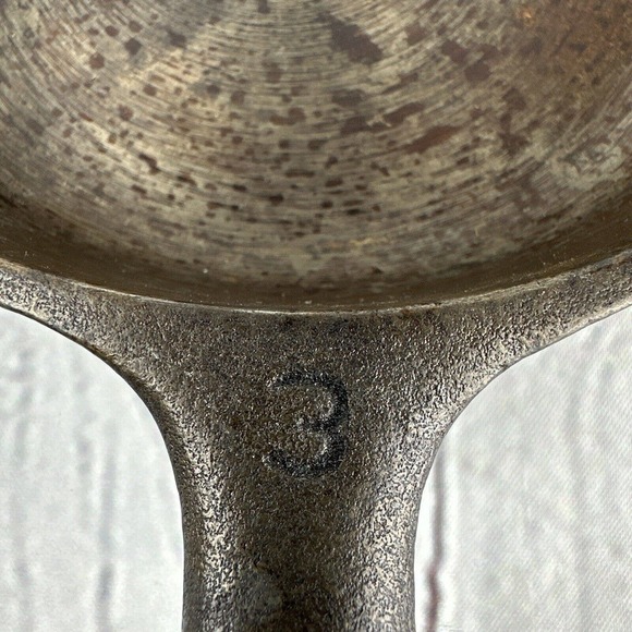 WAGNER WARE Cast Iron 6 1/2 Inch Skillet, Made In USA, #3, "K" - Picture 7 of 8